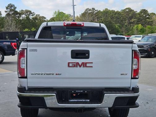 Summit White 2019 GMC Canyon SLT