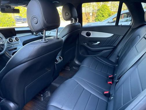 2022 Mercedes-Benz GLC 300 Base