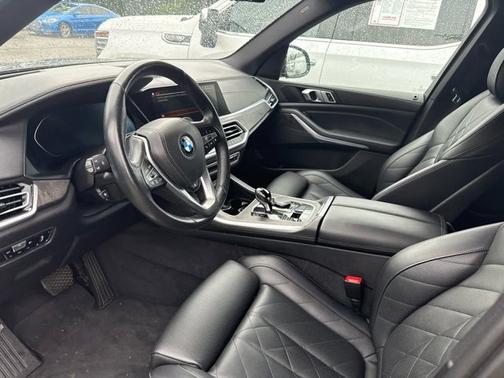 Black Sapphire Metallic 2023 BMW X5 xDrive40i