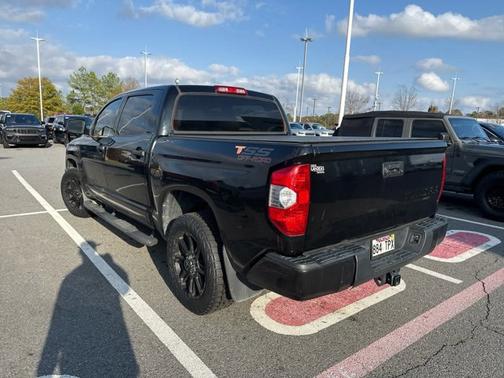 2018 Toyota Tundra SR5