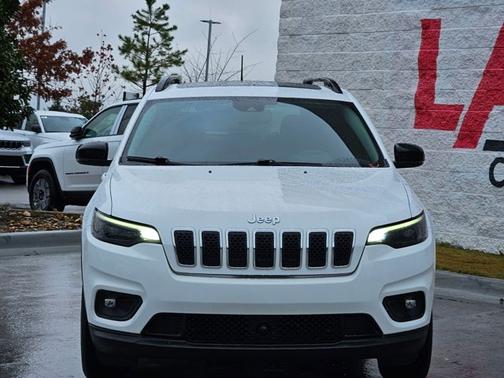 2022 Jeep Cherokee Latitude Lux