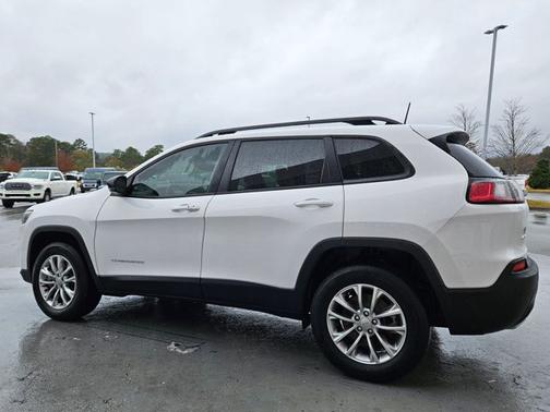 2022 Jeep Cherokee Latitude Lux