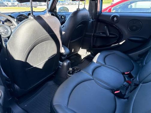 2016 MINI Countryman Cooper S