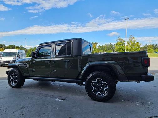 2022 Jeep Gladiator Altitude