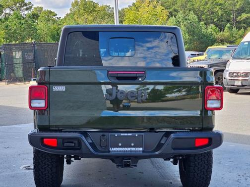 2022 Jeep Gladiator Altitude