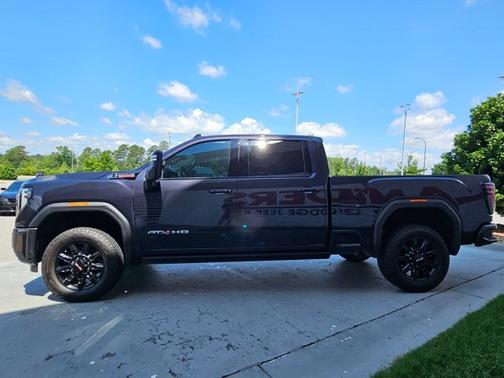 2024 GMC Sierra 2500 AT4