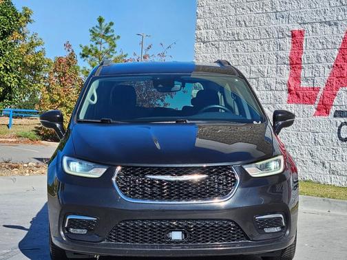 2021 Chrysler Pacifica Touring