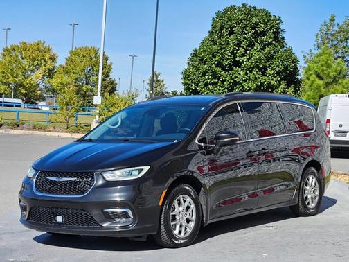 2021 Chrysler Pacifica Touring