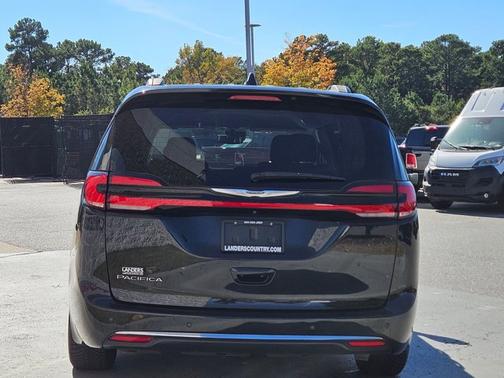2021 Chrysler Pacifica Touring
