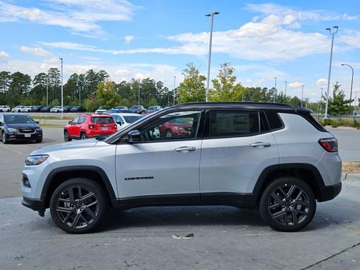 2026 Jeep Compass Limited Altitude