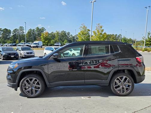 2026 Jeep Compass Limited Altitude