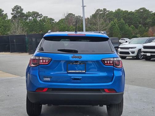 2026 Jeep Compass Latitude Altitude