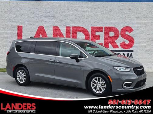 2023 Chrysler Pacifica Touring L