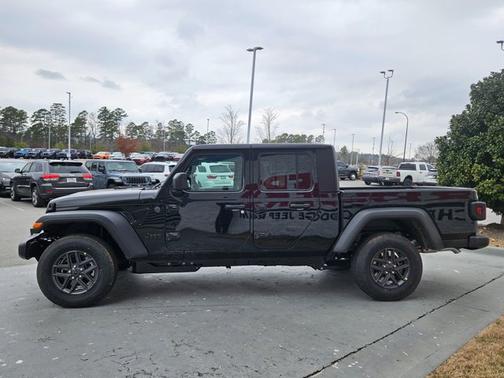 2026 Jeep Gladiator Sport S