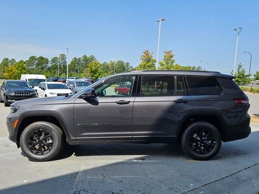 2025 Jeep Grand Cherokee L Altitude