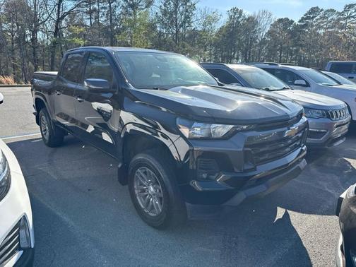 Black 2023 Chevrolet Colorado 4WD LT