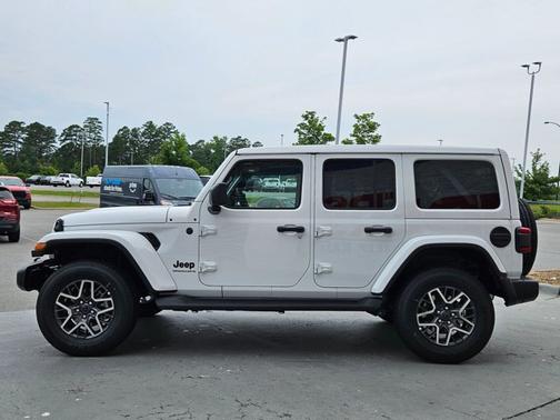 2025 Jeep Wrangler Sahara