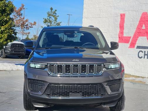 2024 Jeep Grand Cherokee Laredo