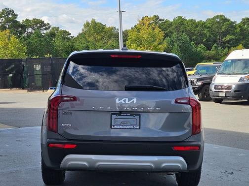 2022 Kia Telluride LX