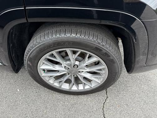 2022 Jeep Grand Cherokee Summit