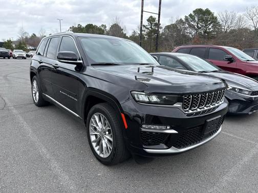 2022 Jeep Grand Cherokee Summit