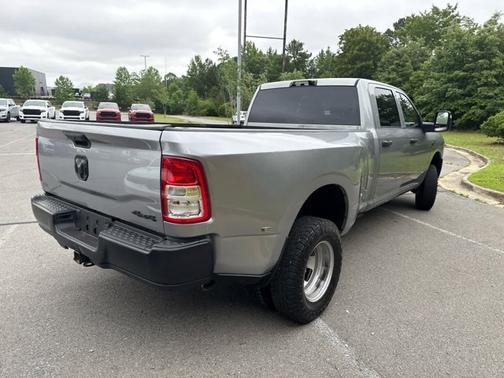 Billet Silver Metallic Clearcoat 2024 RAM 3500 Tradesman
