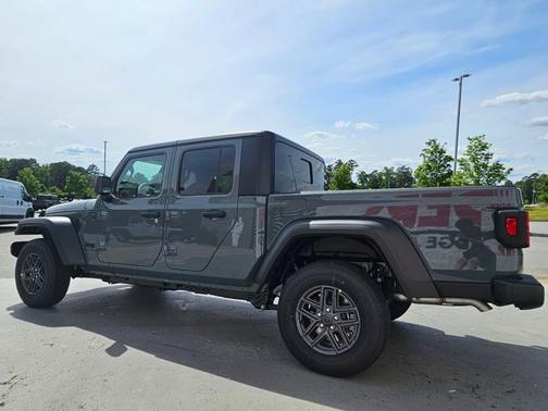 2025 Jeep Gladiator Sport S