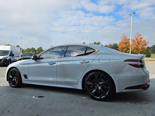 2022 Genesis G70 3.3T