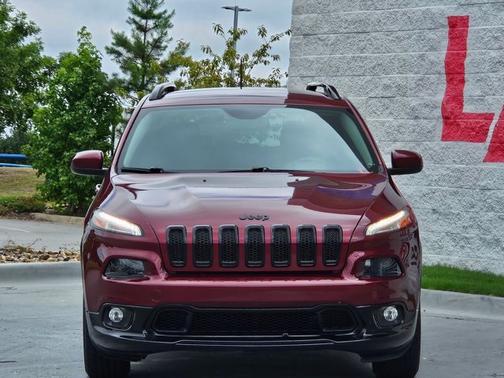 2018 Jeep Cherokee Latitude Tech Connect