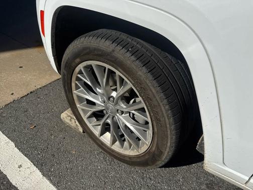 2024 Jeep Grand Cherokee L Summit