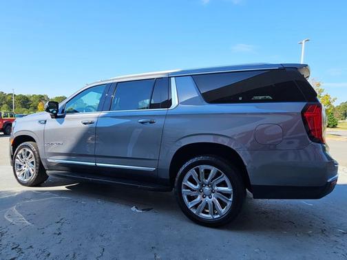 2021 GMC Yukon XL SLT