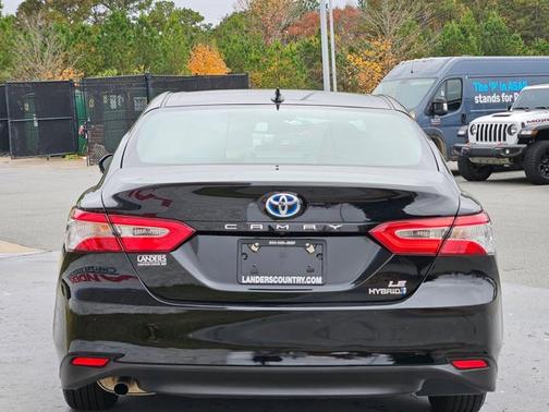 2020 Toyota Camry Hybrid LE
