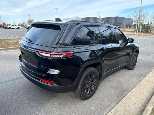 2024 Jeep Grand Cherokee Altitude