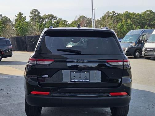 2024 Jeep Grand Cherokee Altitude