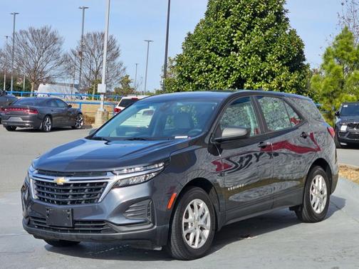 2022 Chevrolet Equinox LS