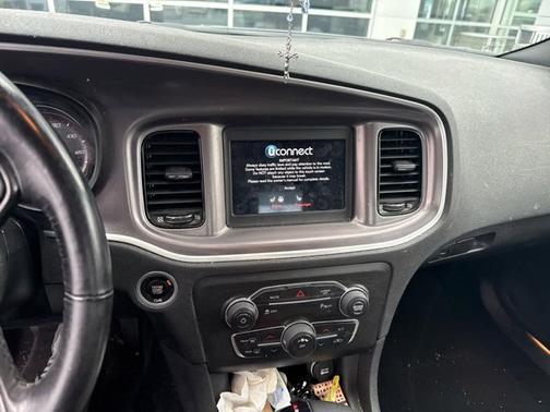 2022 Dodge Charger SE