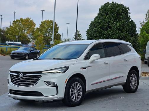 2024 Buick Enclave Premium