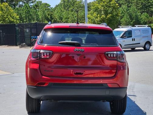 2025 Jeep Compass Latitude