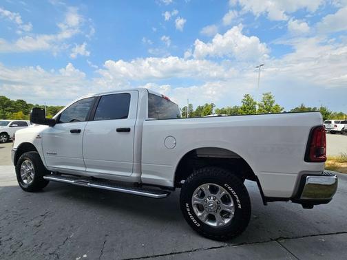 Bright White Clearcoat 2025 RAM 2500 Big Horn