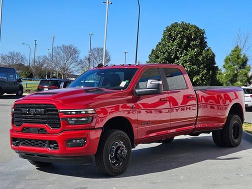 Molten Red Pearlcoat 2026 RAM 3500 Laramie