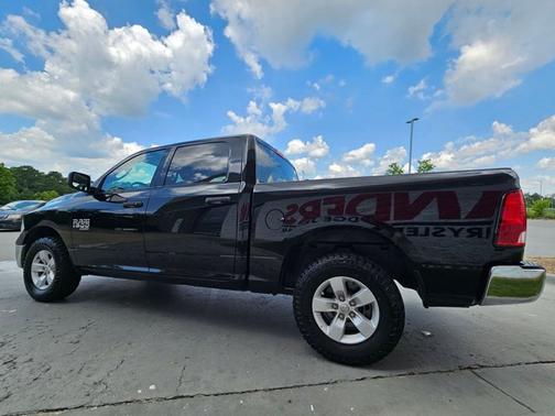 2022 RAM 1500 SLT