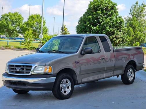 2003 Ford F-150 XLT