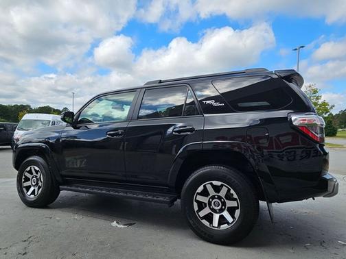 2024 Toyota 4Runner TRD Off Road