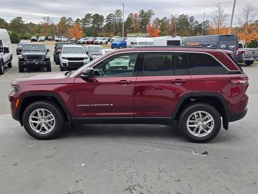 2025 Jeep Grand Cherokee Laredo X