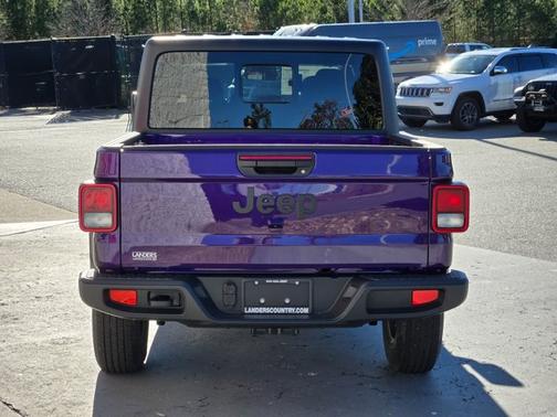 2026 Jeep Gladiator Sport S