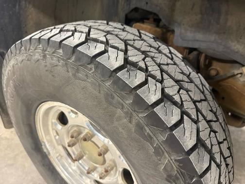 2005 Chevrolet Silverado 2500 LS