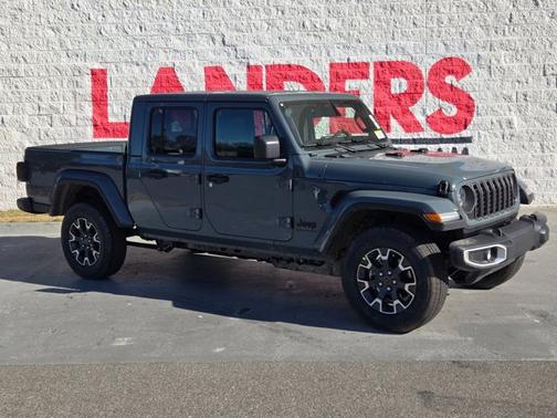 2026 Jeep Gladiator Sahara