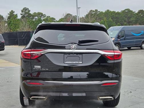 2021 Buick Enclave Essence