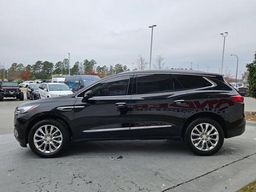 2021 Buick Enclave Essence