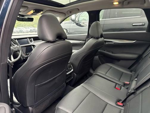 2024 INFINITI QX50 LUXE